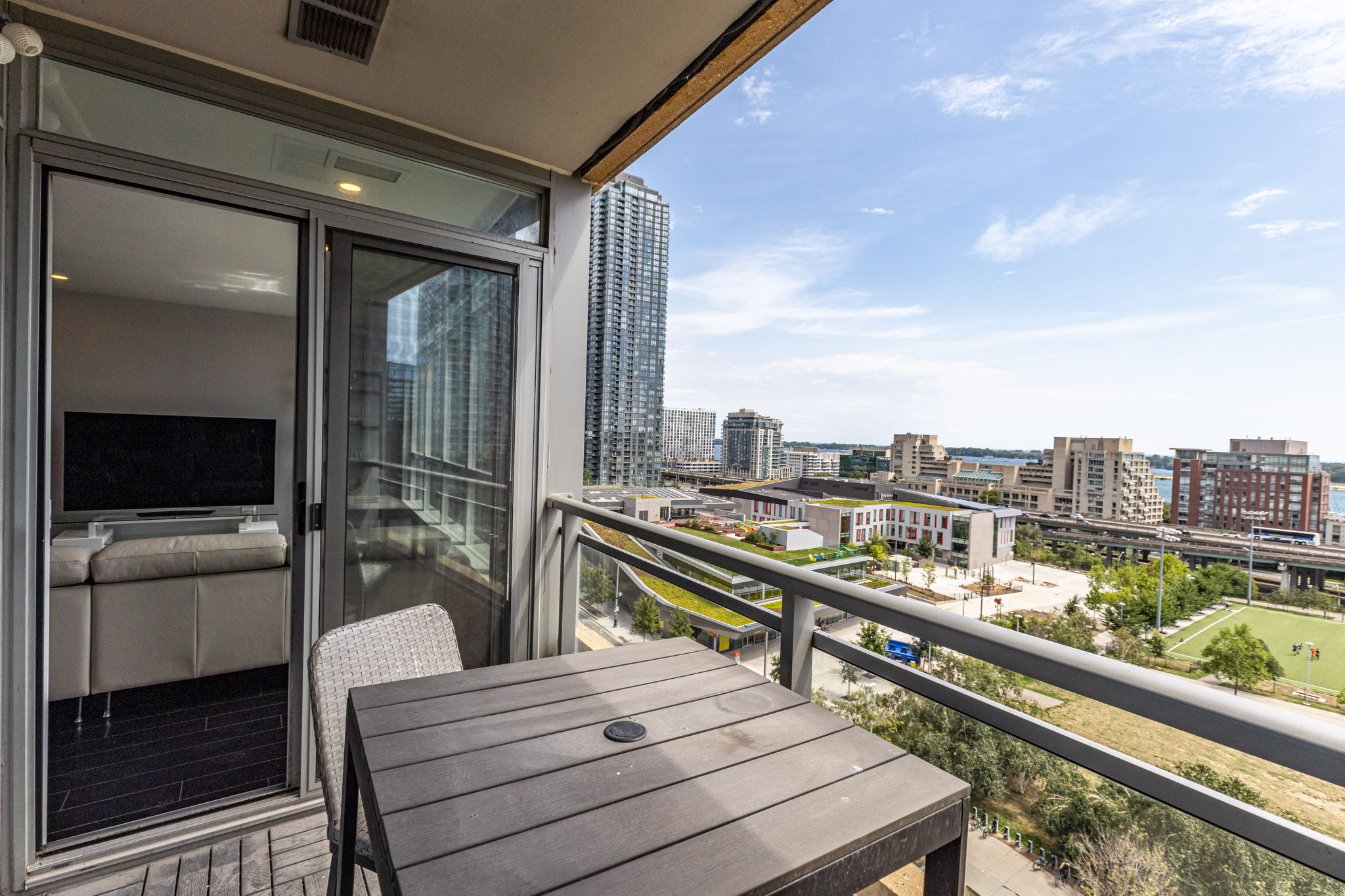 Toronto property showcase — delivered property photograph 31