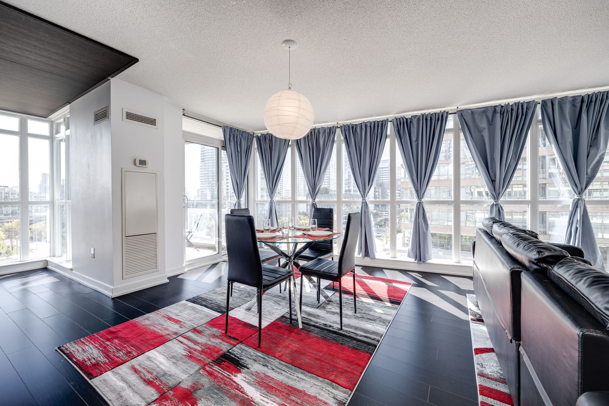 Toronto property showcase — delivered property photograph 3