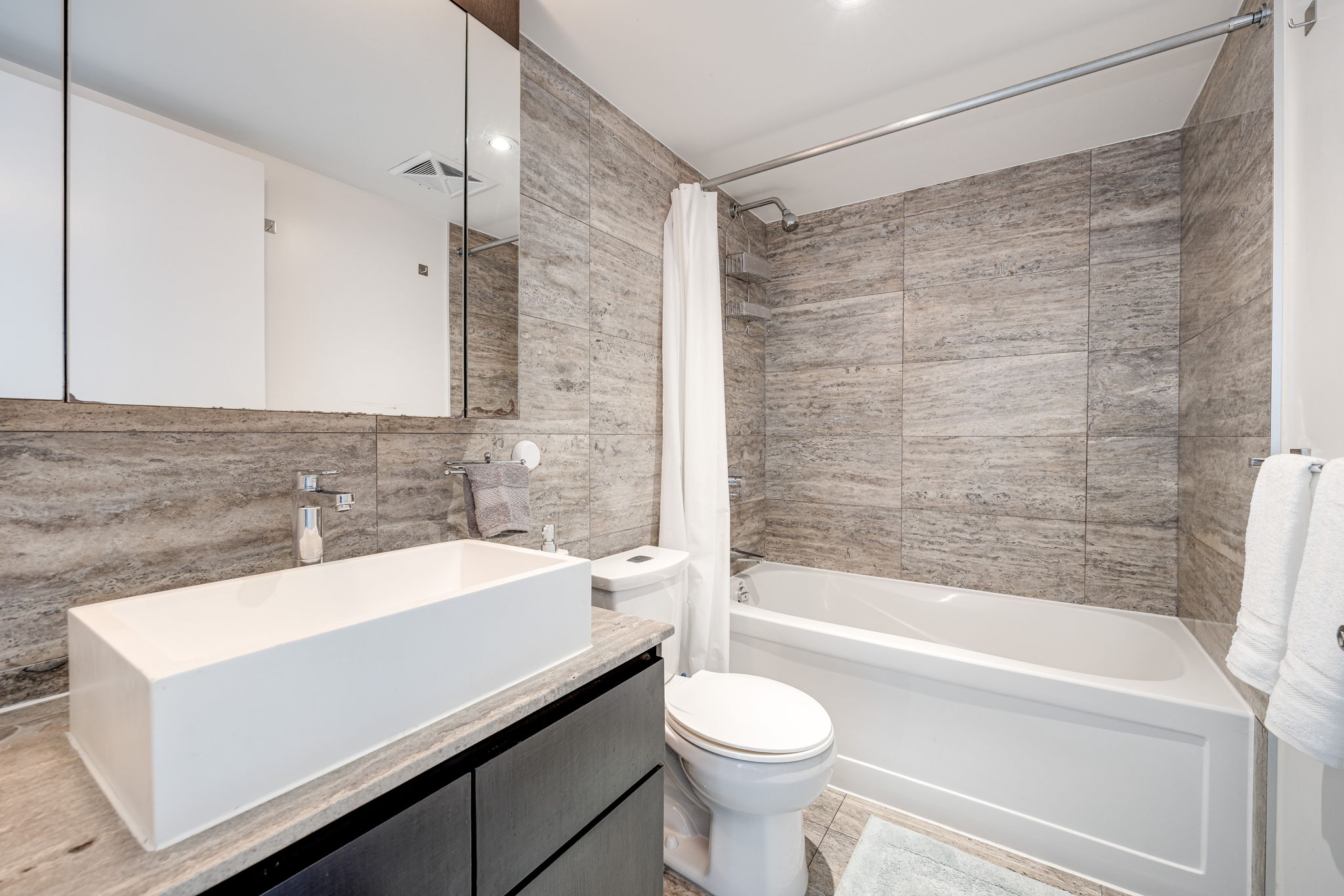 Toronto property showcase — delivered property photograph 9