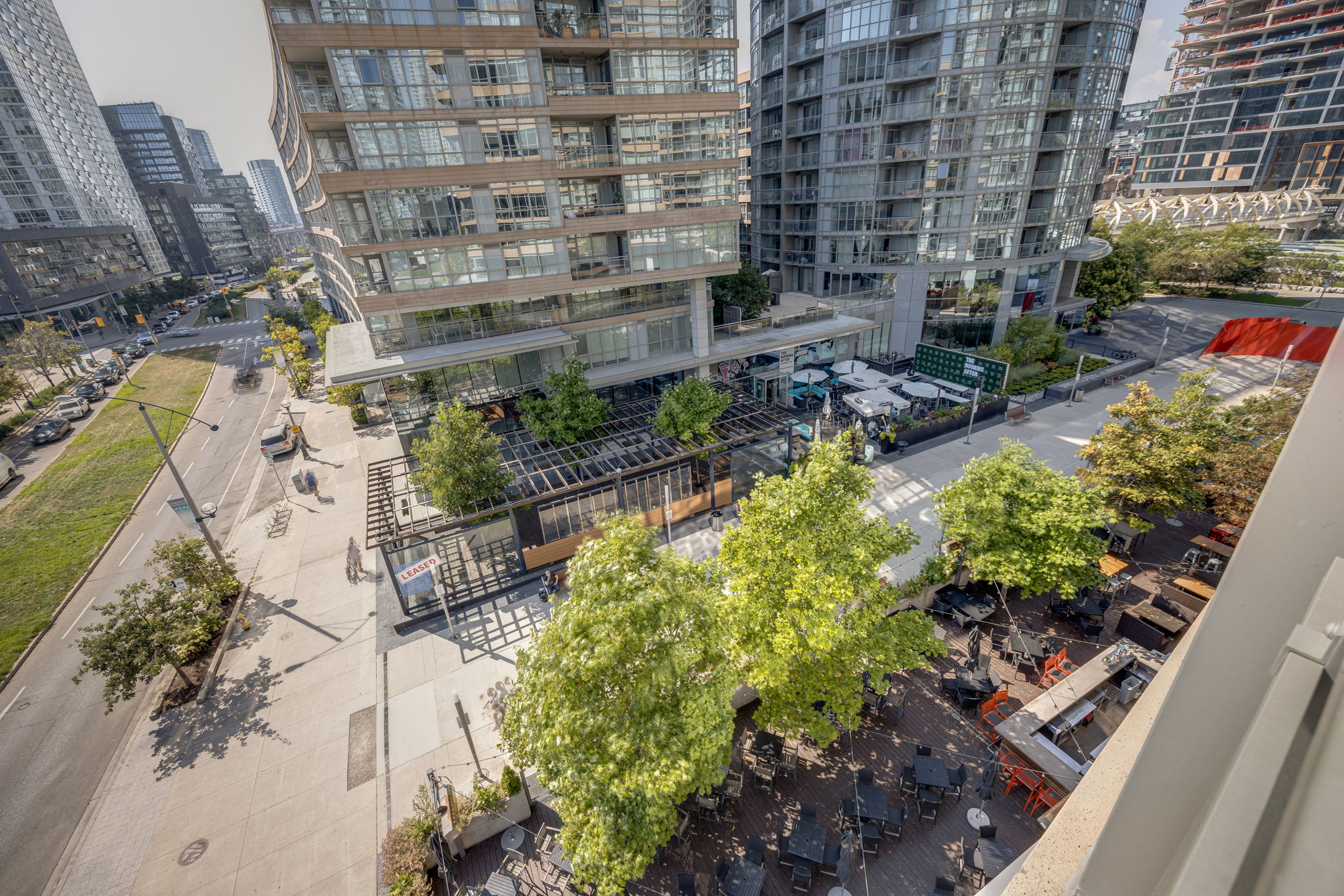Toronto property showcase — delivered property photograph 19