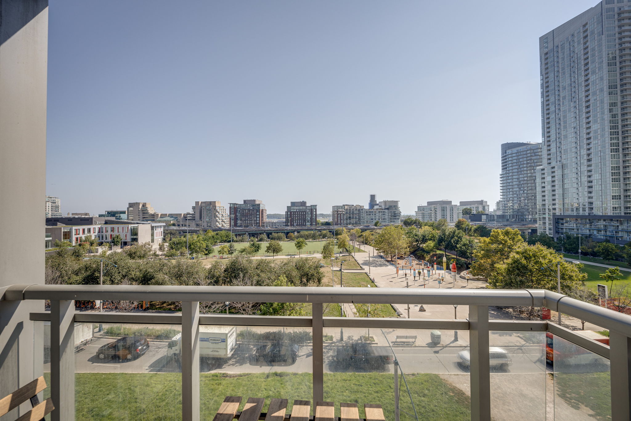 Toronto property showcase — delivered property photograph 17