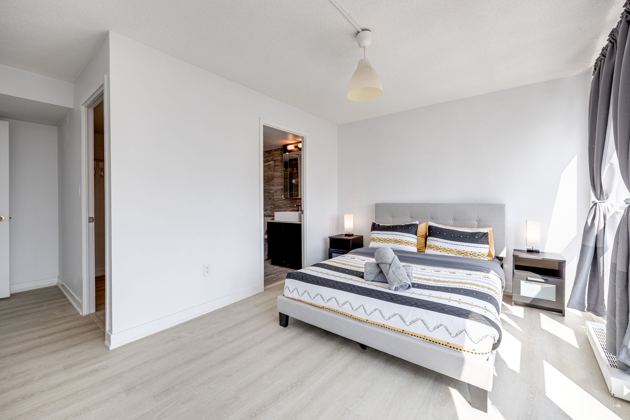 Toronto property showcase — delivered property photograph 13