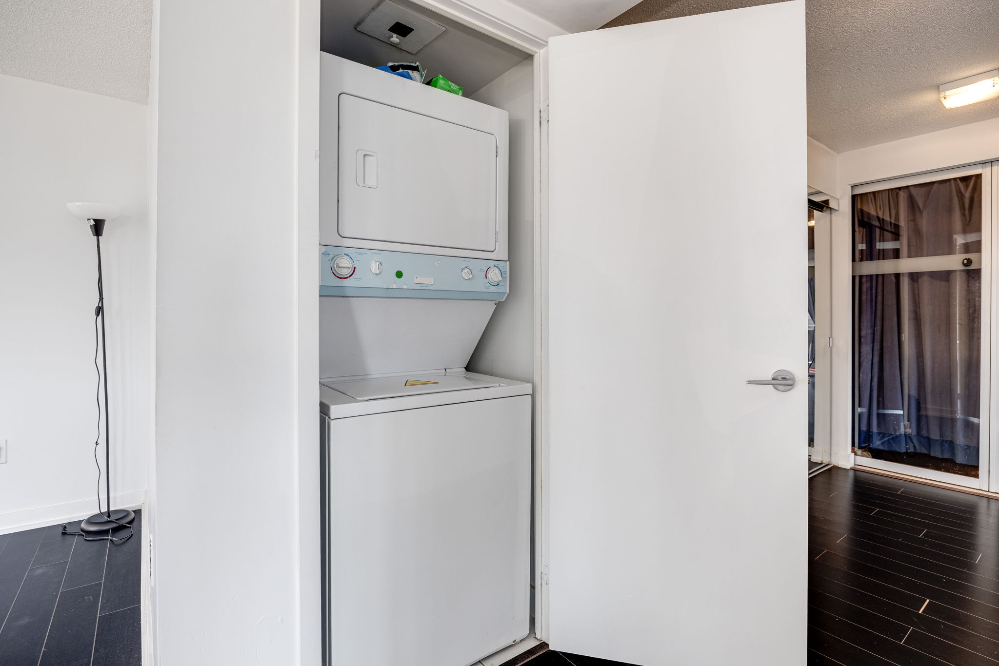 Toronto property showcase — delivered property photograph 8