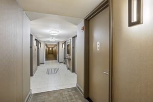 10 City Pl 9C-S2108-005.jpg