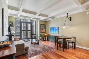 10 City Pl 9C-S2108-007.jpg