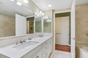 10 City Pl 9C-S2108-024.jpg