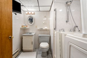  Photo 47