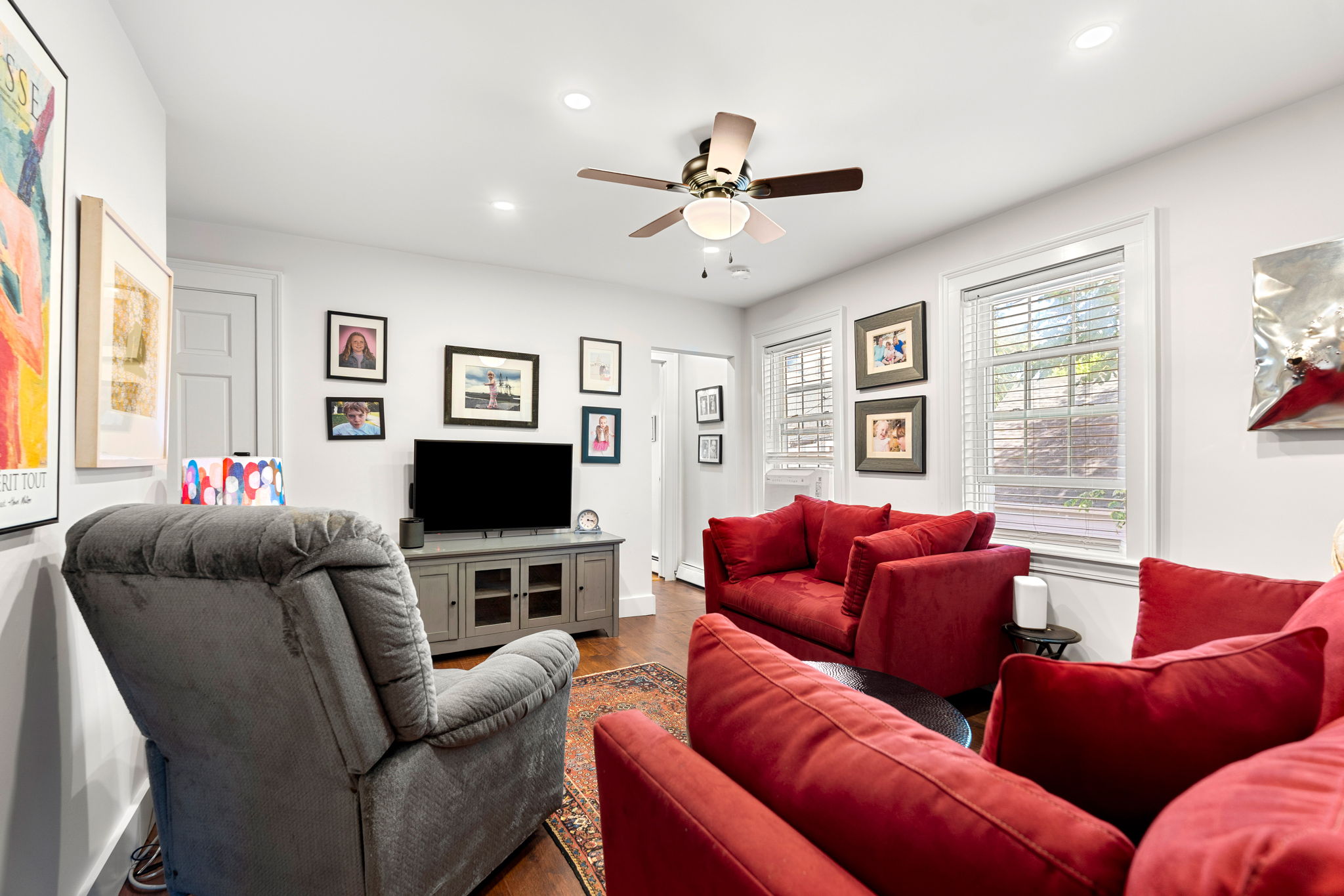 10 Daniels St unit 2, Salem, MA 01970, USA Photo 9