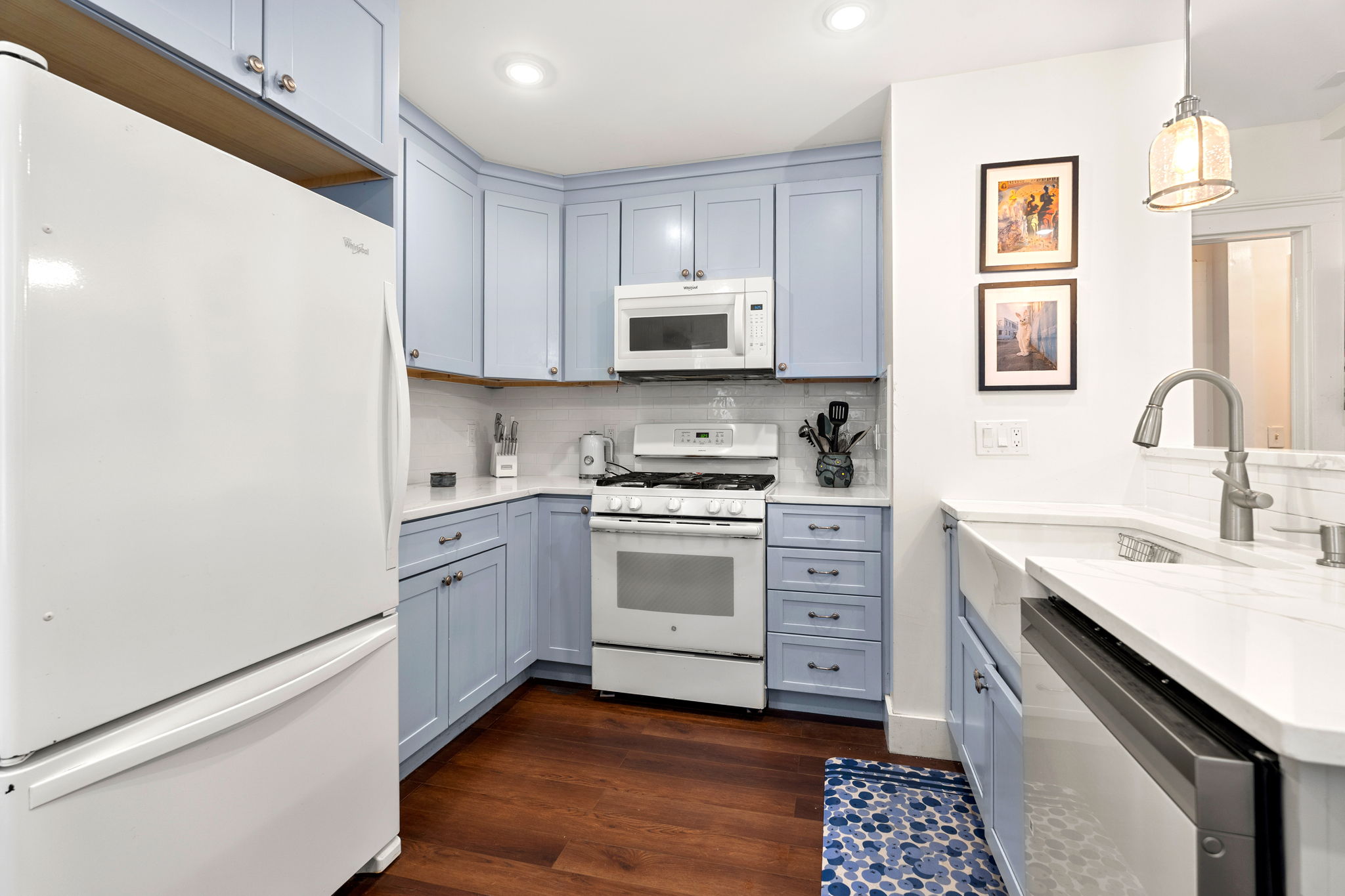 10 Daniels St unit 2, Salem, MA 01970, USA Photo 24