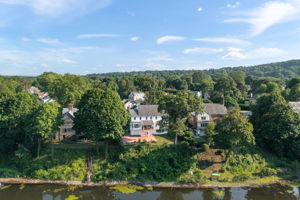  Photo 69