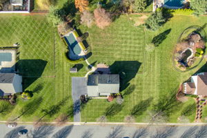 10 Denise Dr, Allentown, NJ 08501, USA Photo 23
