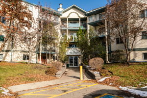  Photo 0