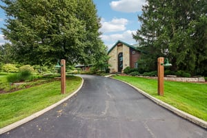 Elm St-S0209-003.jpg