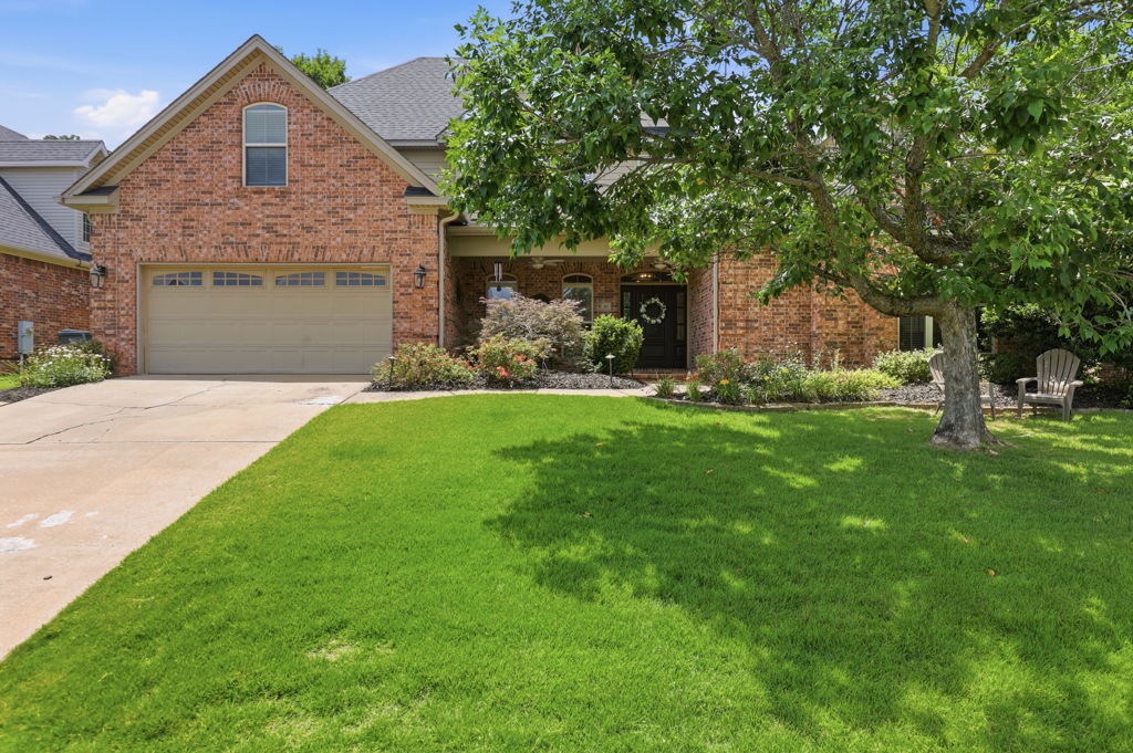 Residential real estate media in Little Rock, Arkansas by Avery & Bryant