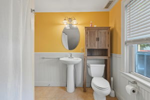  Photo 49