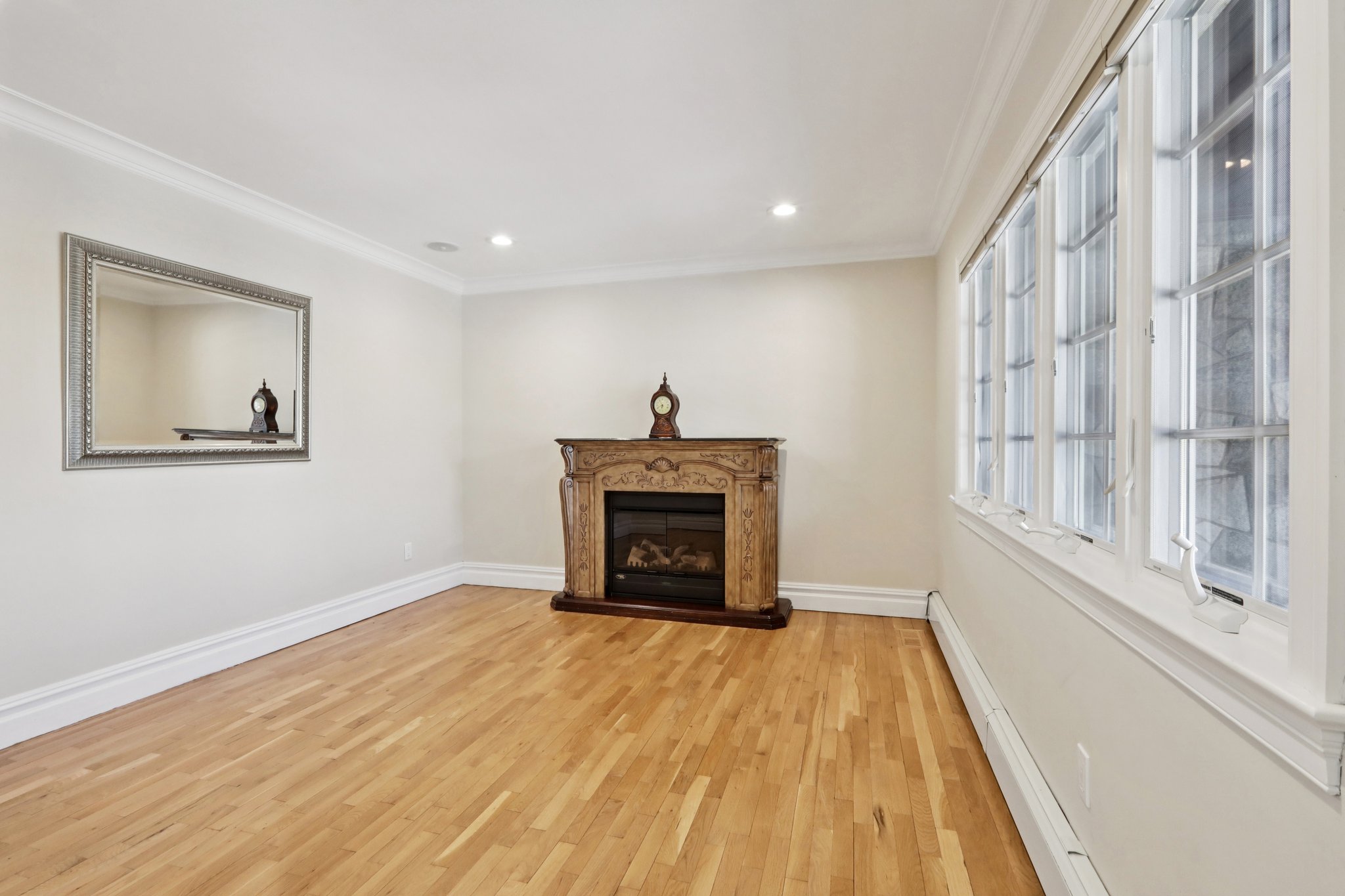 Foxwood Ln-S2401-027.jpg