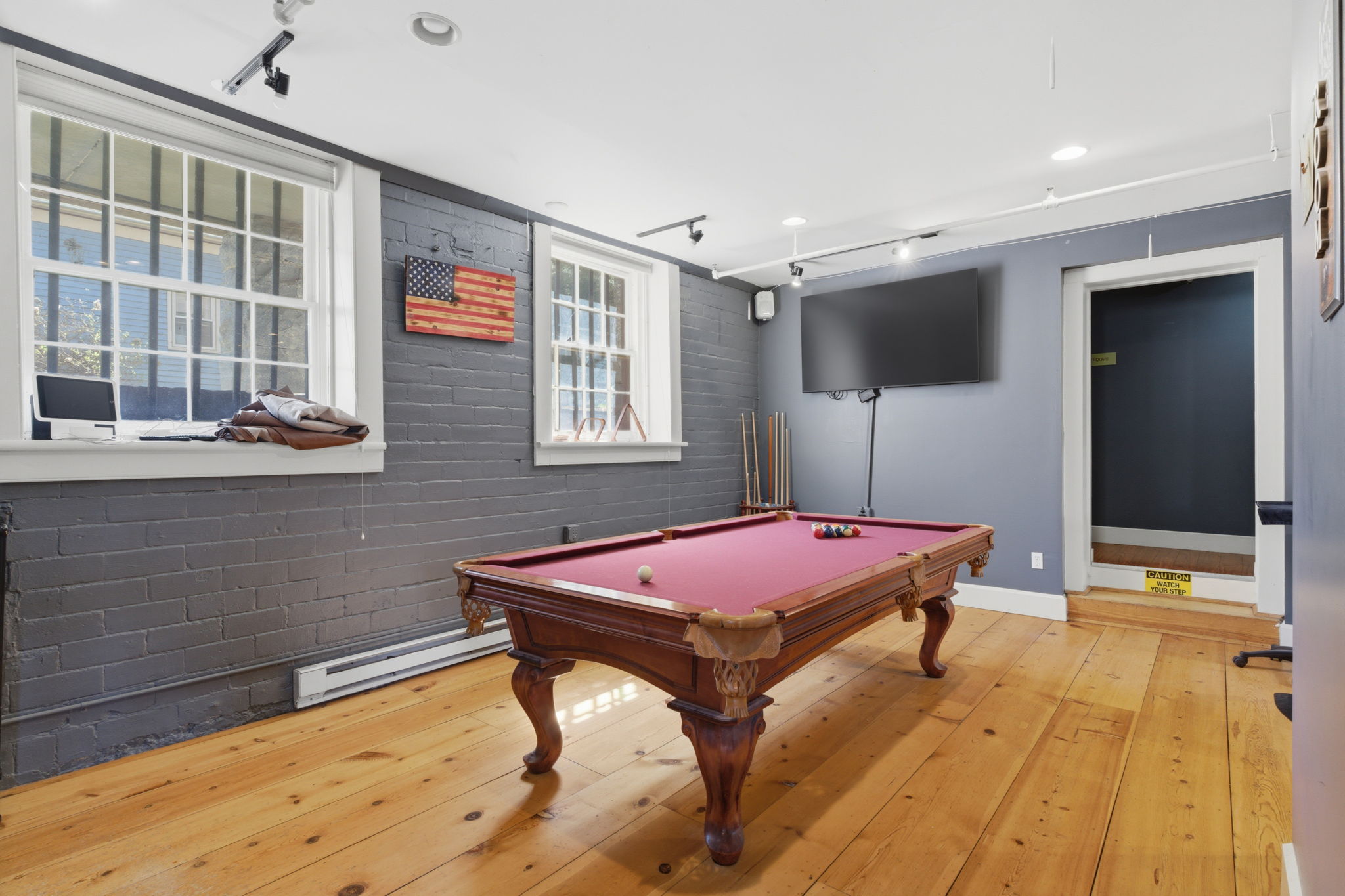  Photo 36