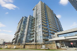 10 Gatineau Dr 208, Vaughan ON