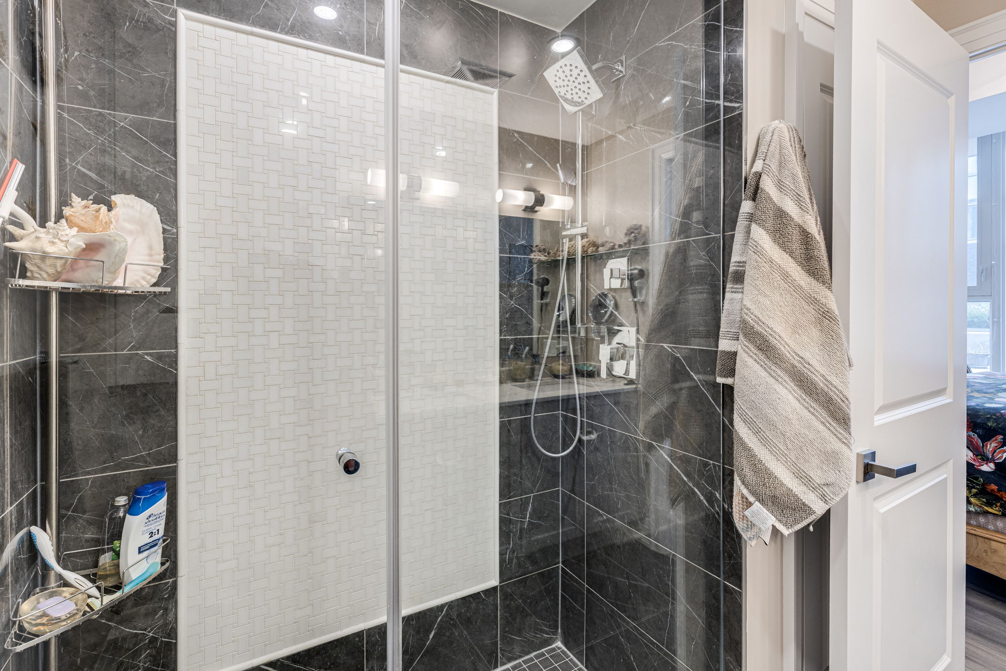 Vaughan property showcase — delivered property photograph 18