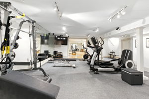  Photo 40