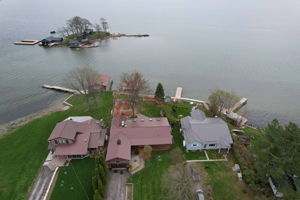  Photo 44