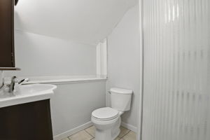  Photo 33