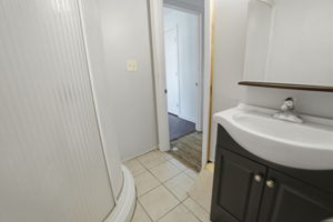  Photo 34