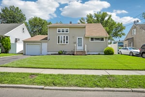 Independence Dr-S0808-001.jpg
