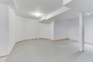  Photo 39