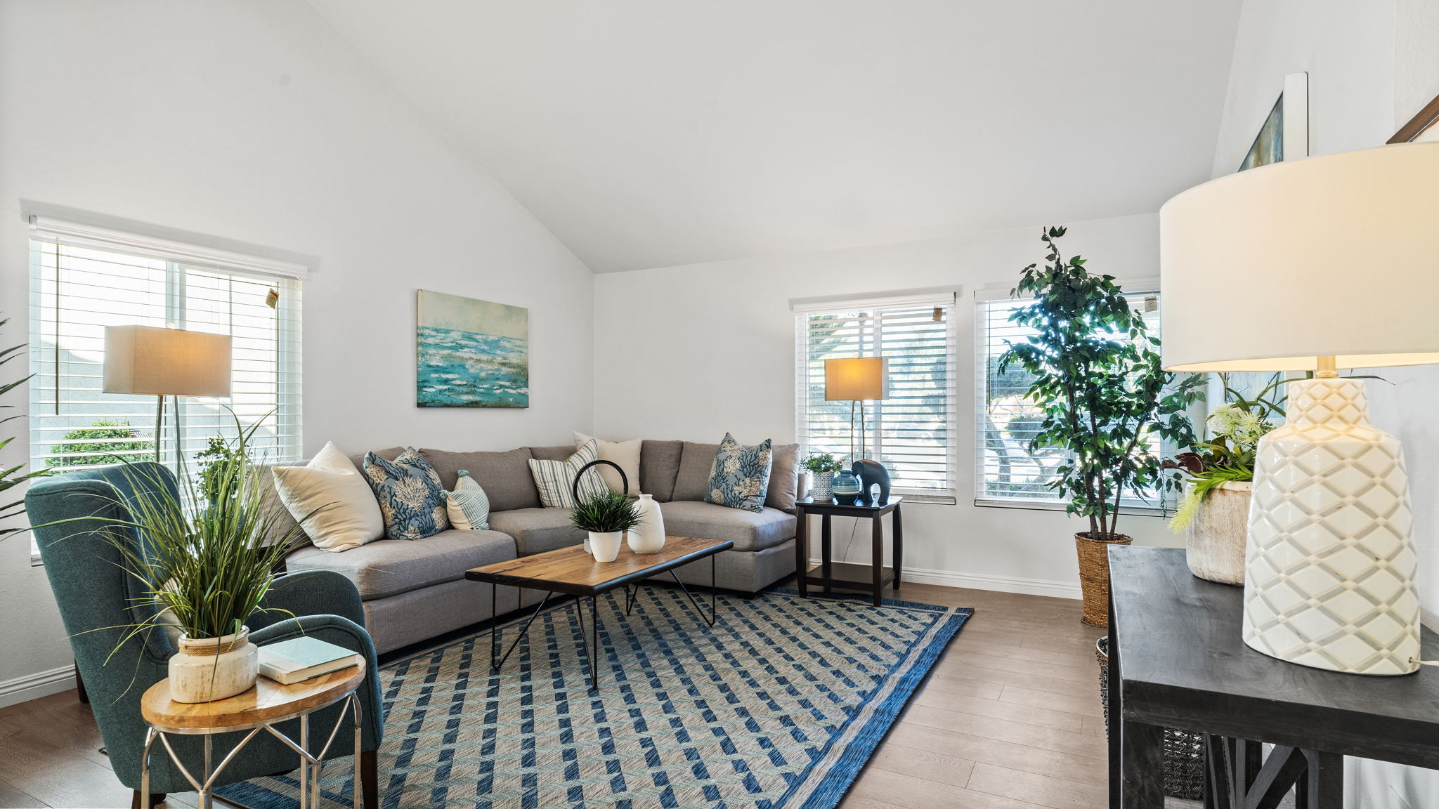 10 Lucero E, Irvine, CA 92620, USA Photo 16