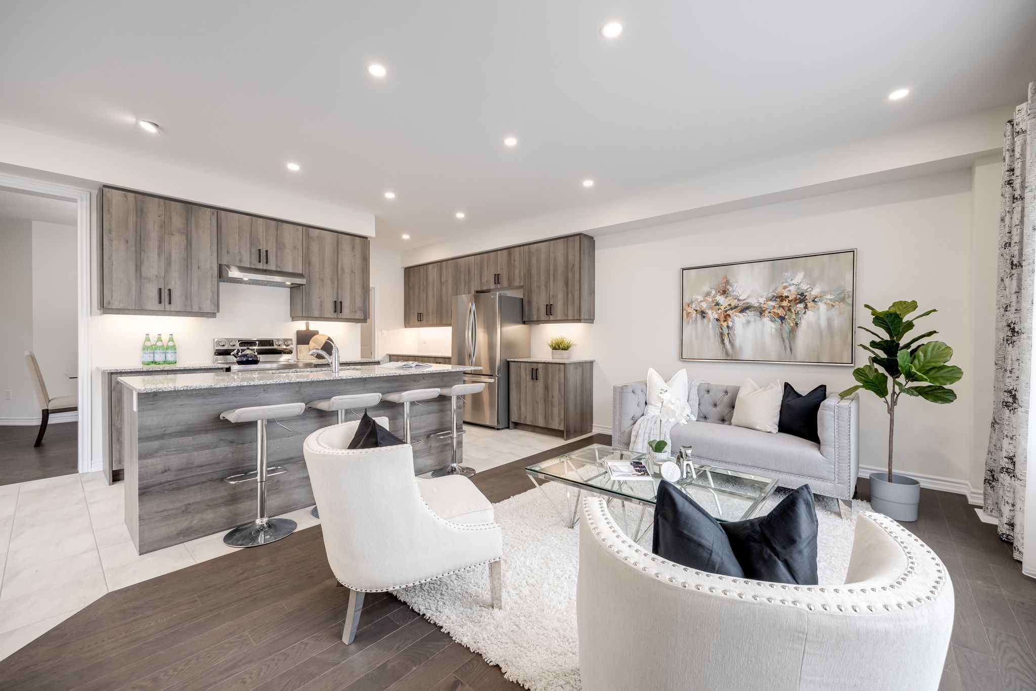 Barrie property showcase — delivered property photograph 13