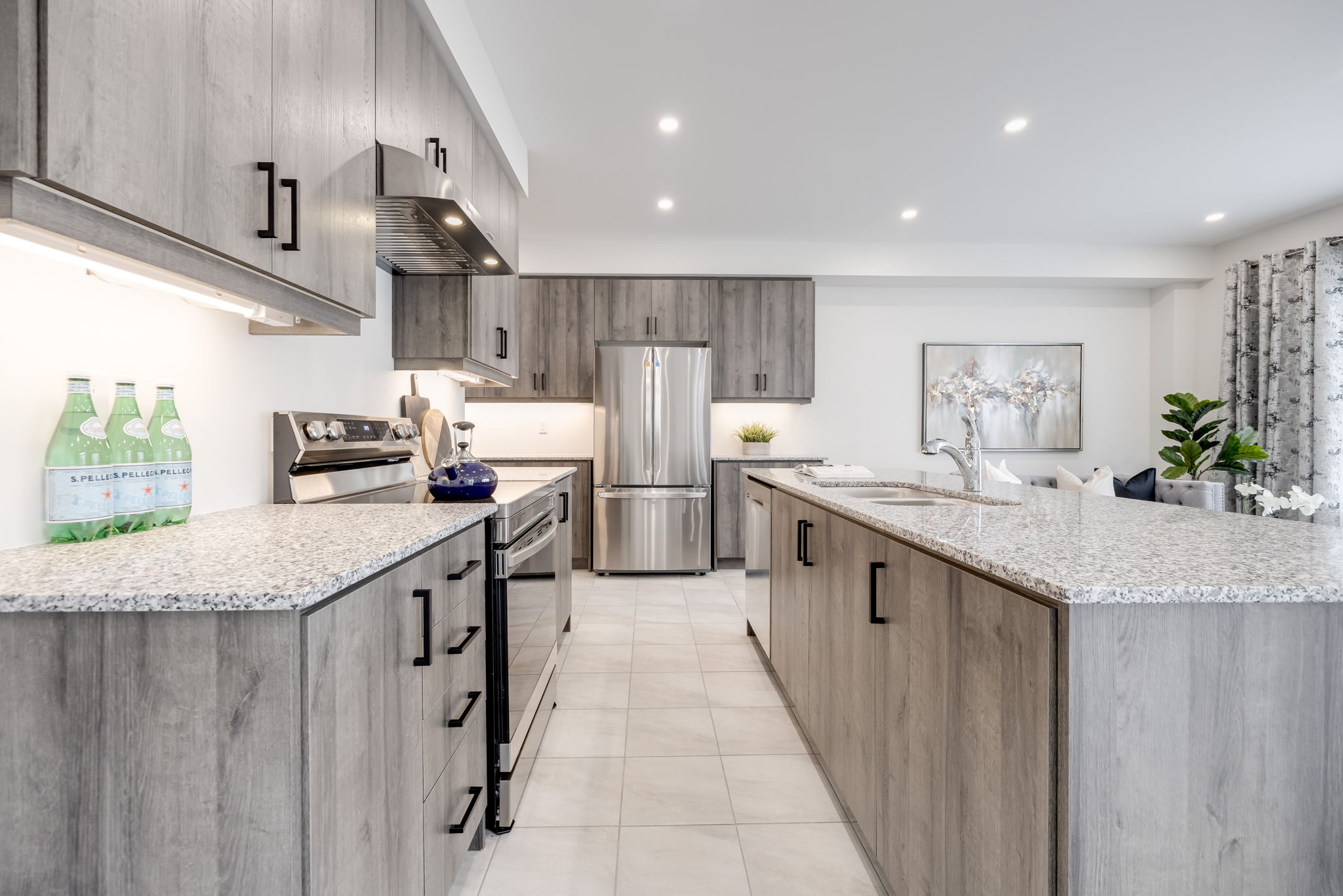 Barrie property showcase — delivered property photograph 9