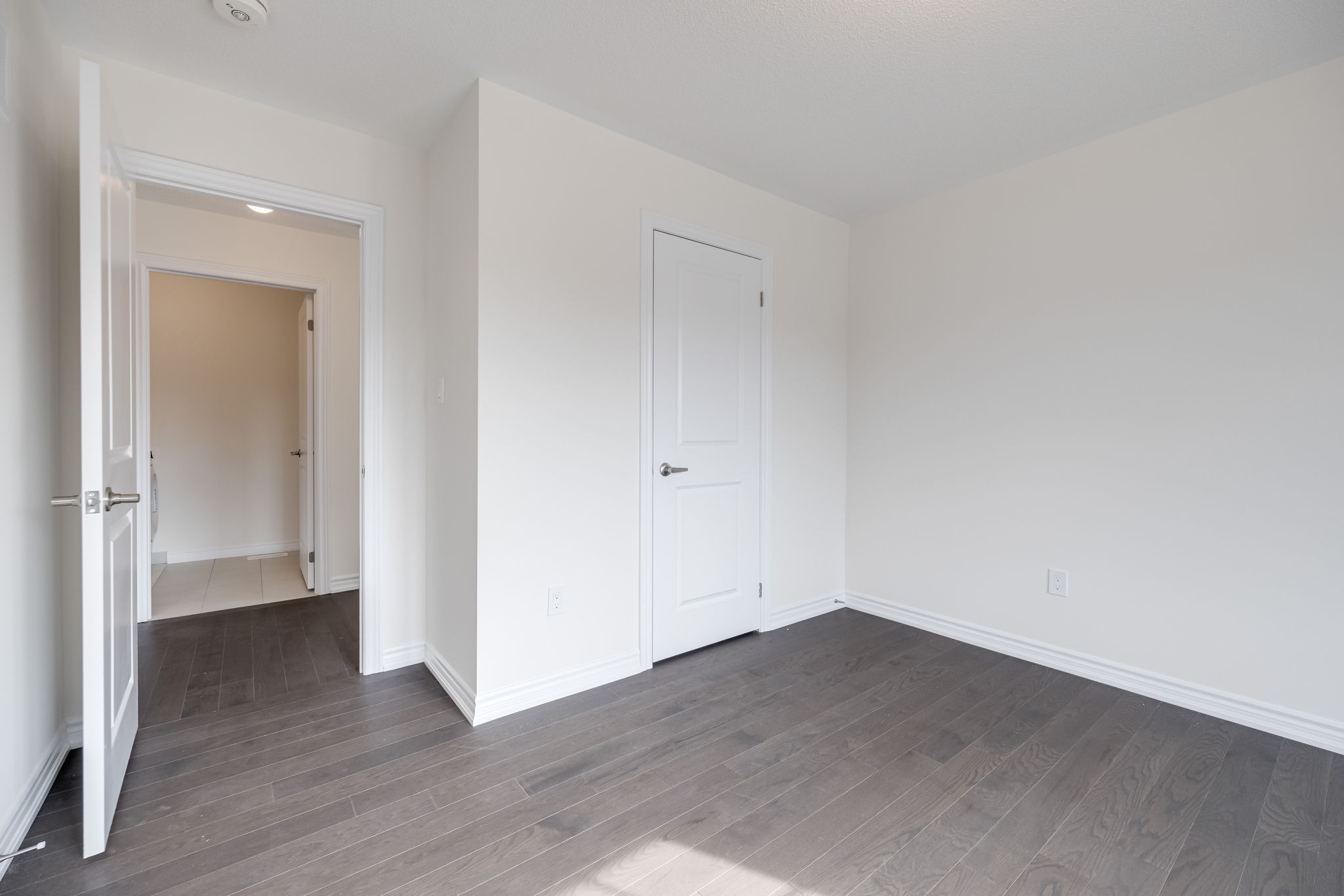 Barrie property showcase — delivered property photograph 21