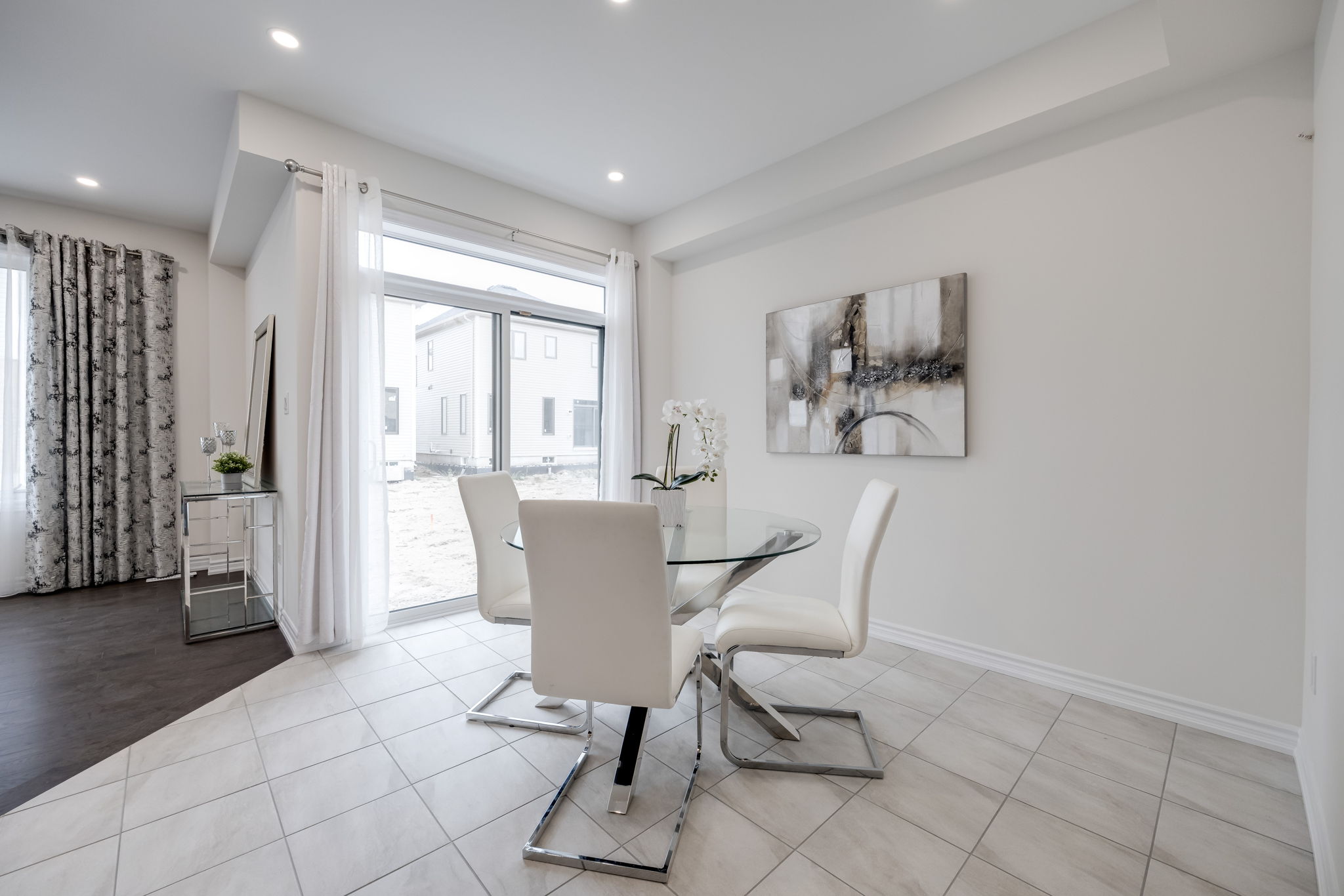Barrie property showcase — delivered property photograph 7