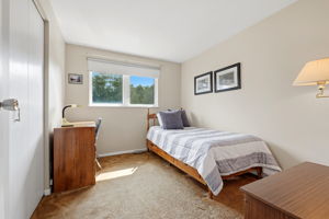  Photo 33