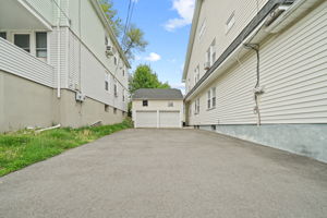 2-CAR DETACHED GARAGE