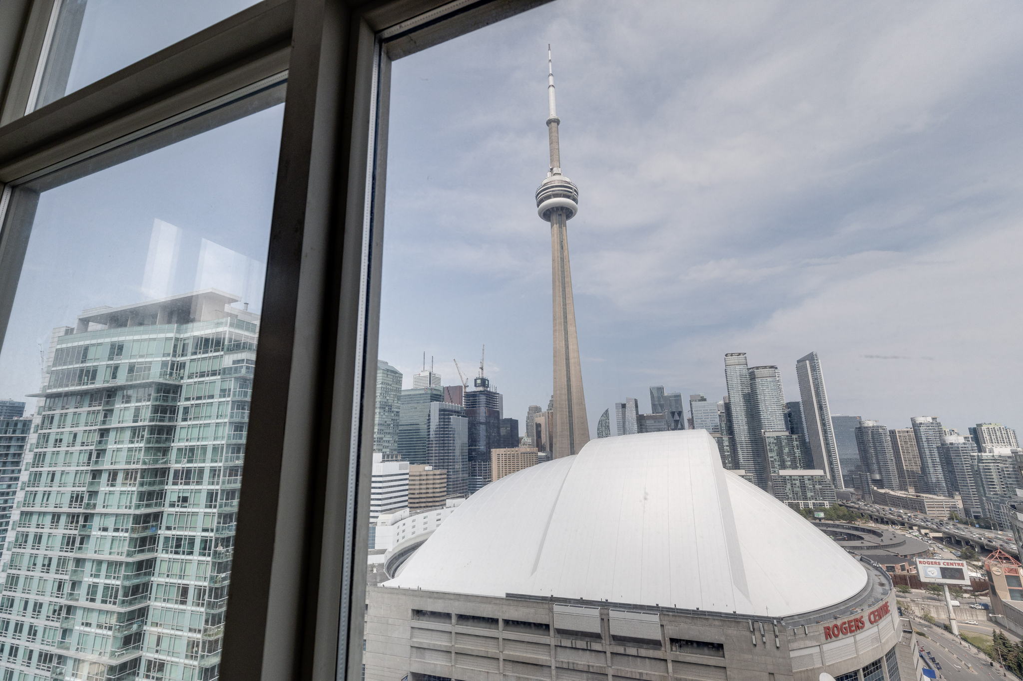 Toronto property showcase — delivered property photograph 19