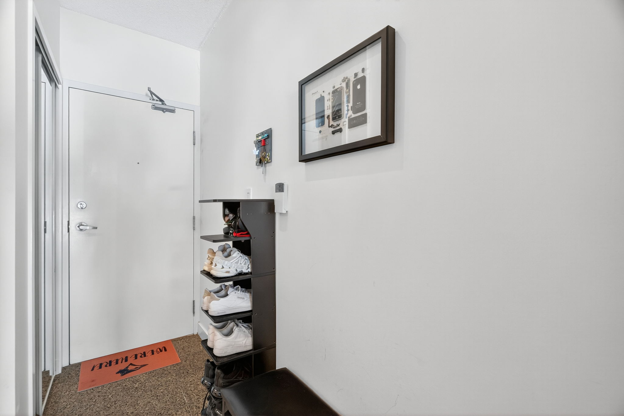  Photo 8
