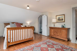 Bedroom2-2