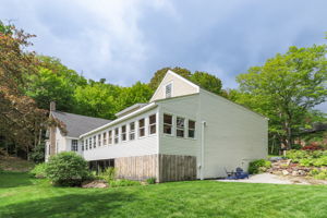 ExteriorRear-7