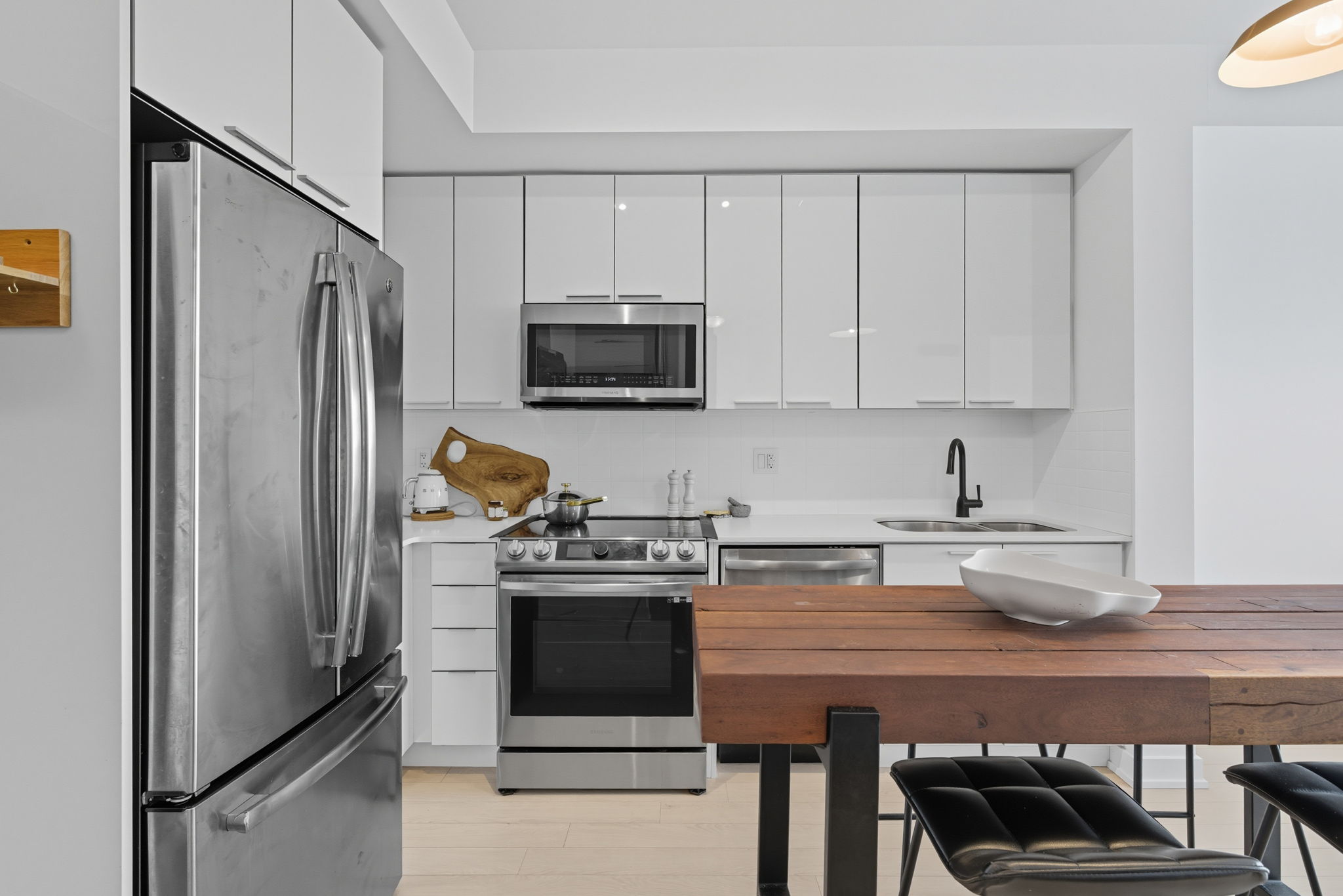 Toronto property showcase — delivered property photograph 6