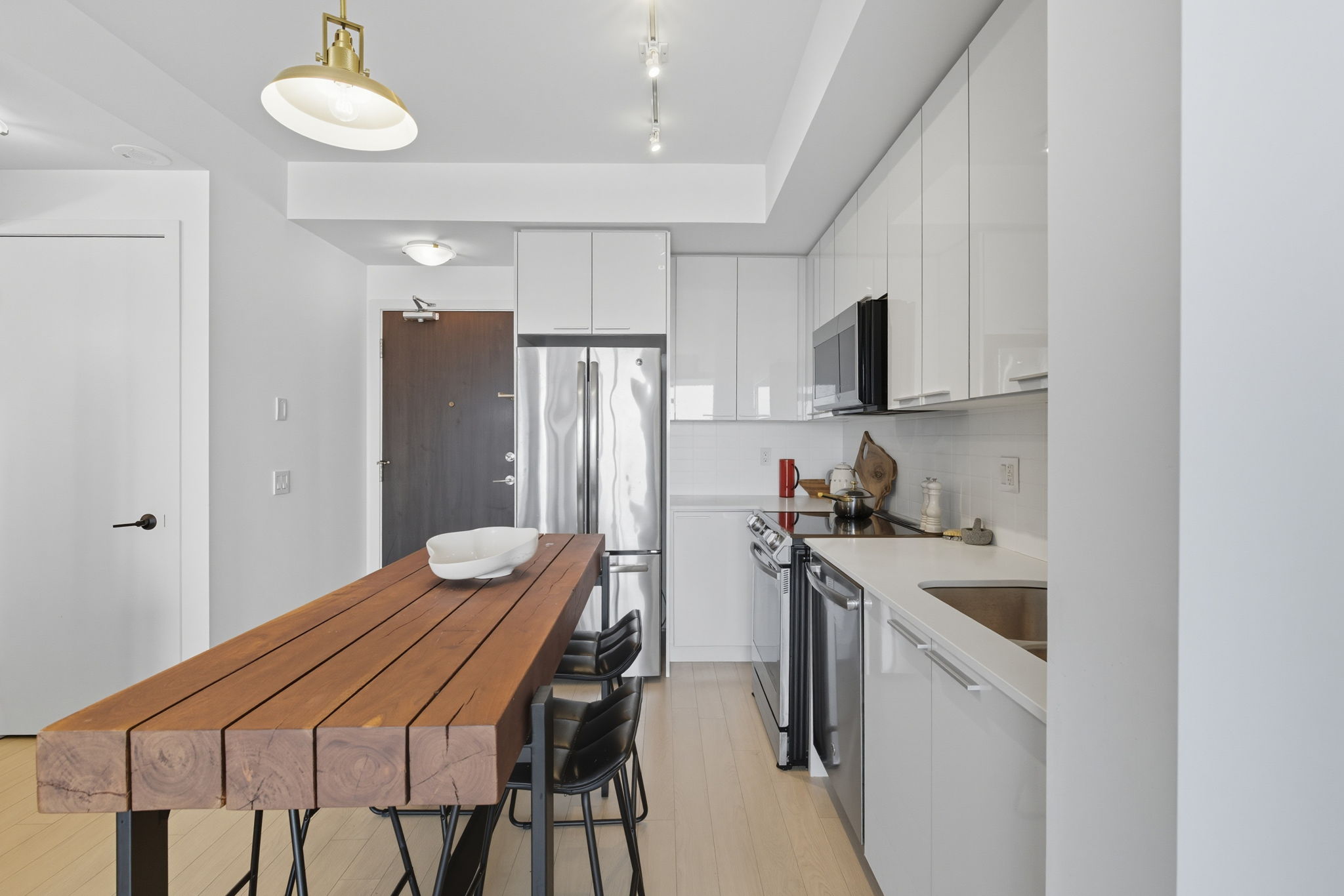 Toronto property showcase — delivered property photograph 8