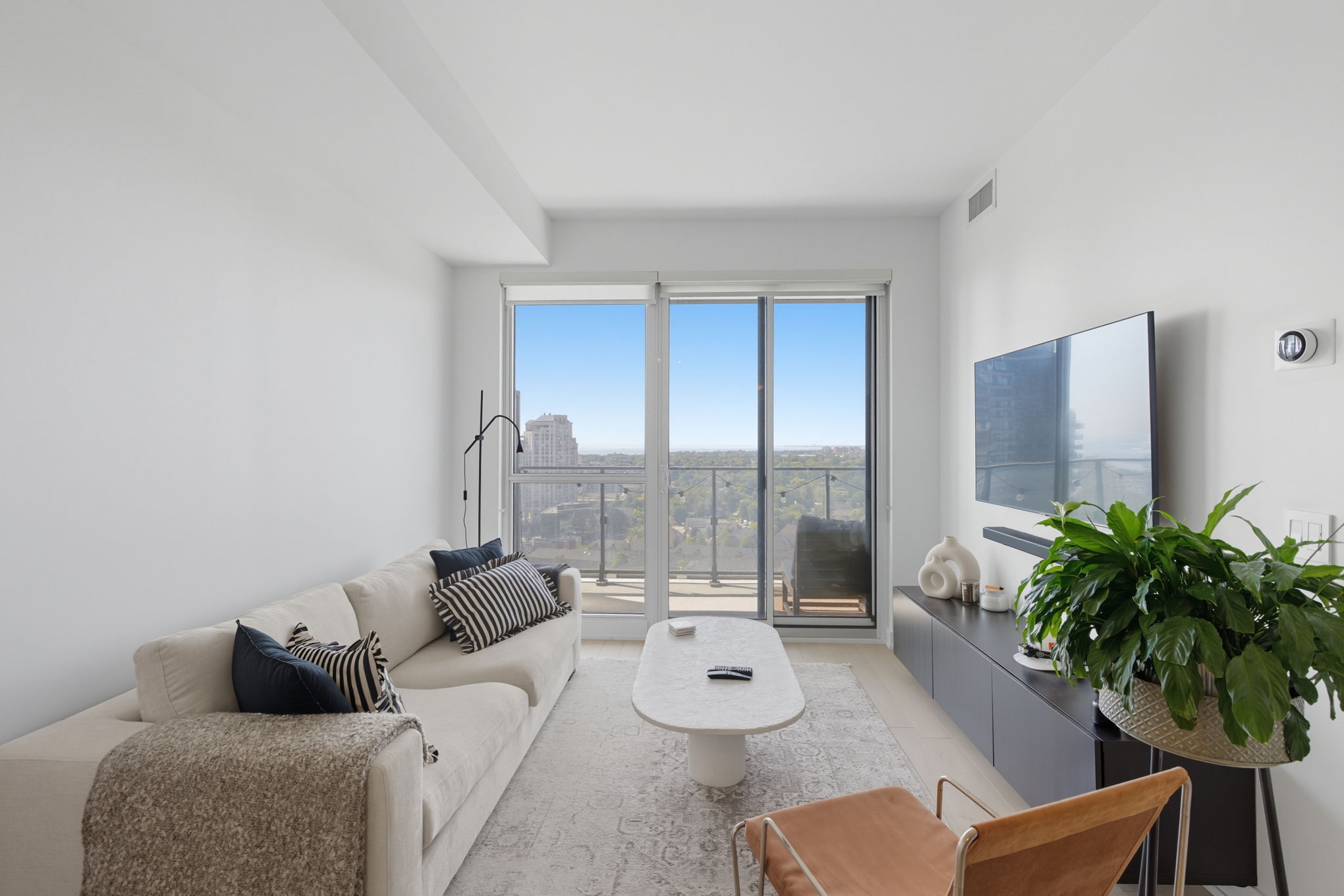 Toronto property showcase — delivered property photograph 13