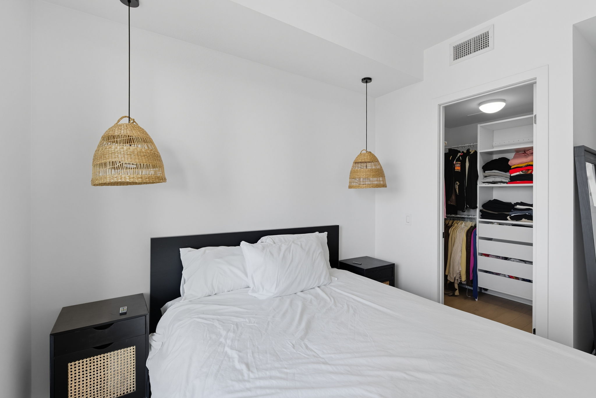 Toronto property showcase — delivered property photograph 15