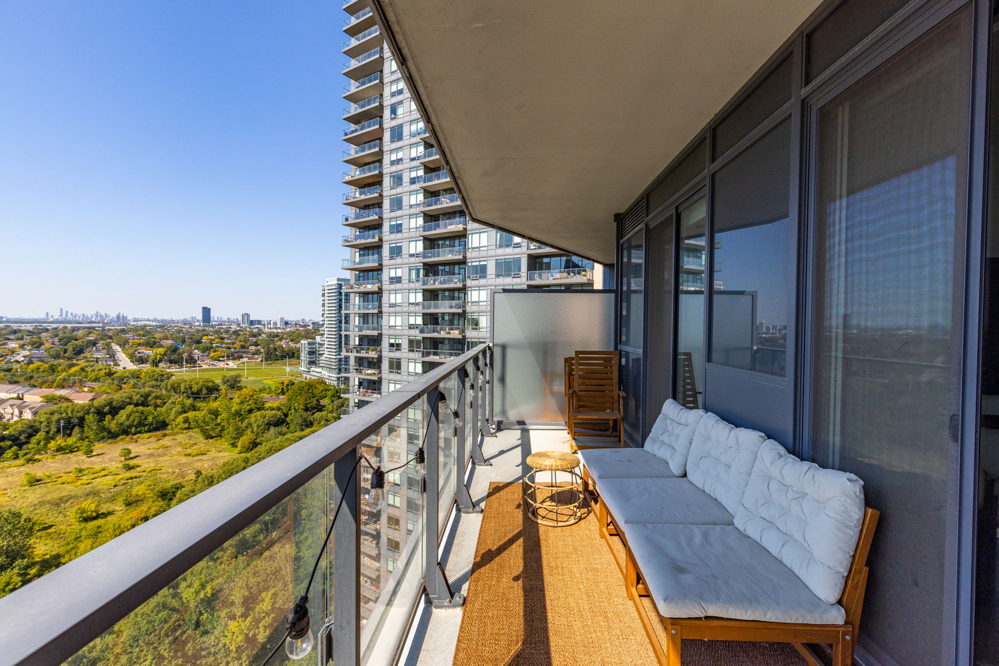 Toronto property showcase — delivered property photograph 19