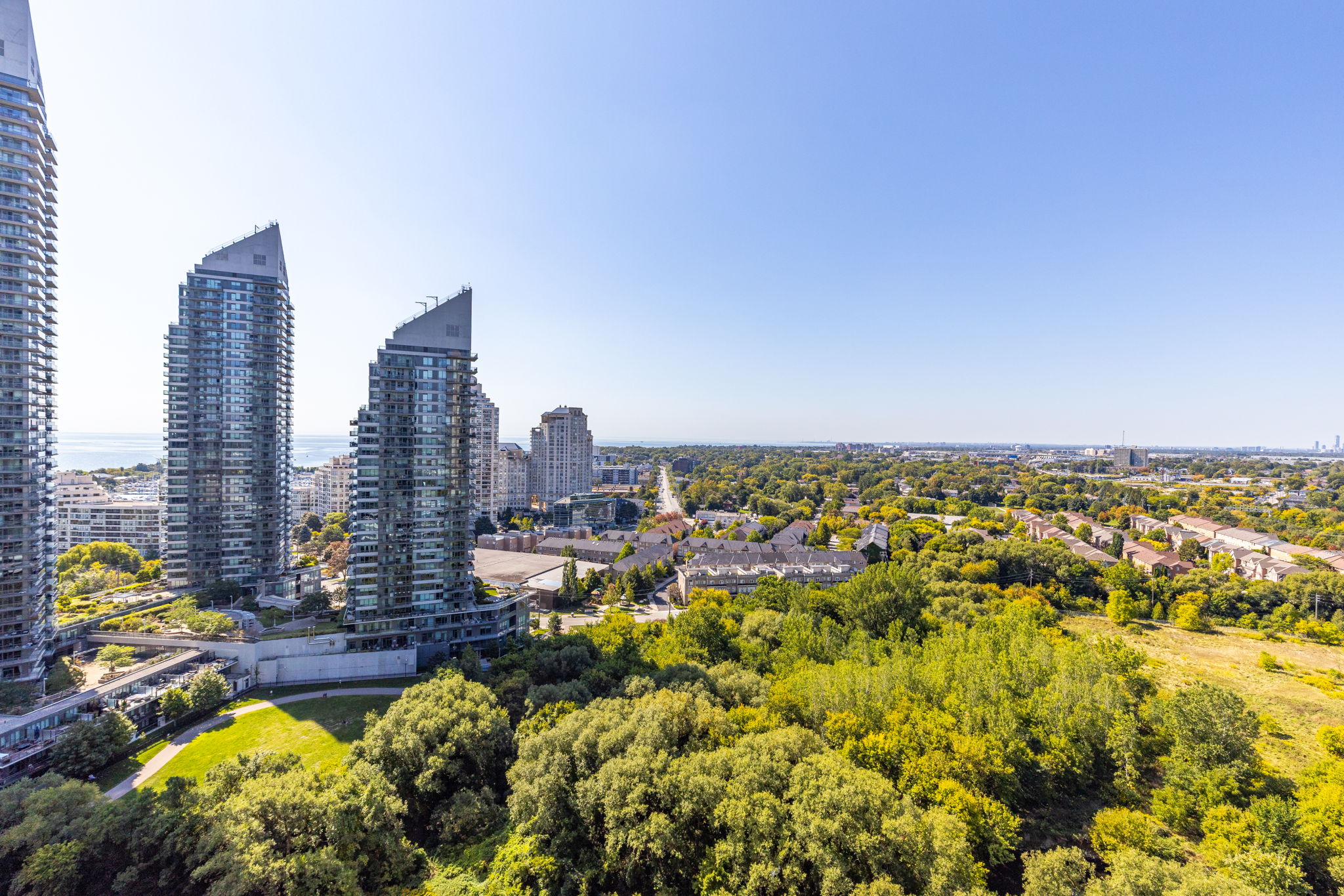 Toronto property showcase — delivered property photograph 22