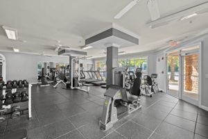  Photo 32