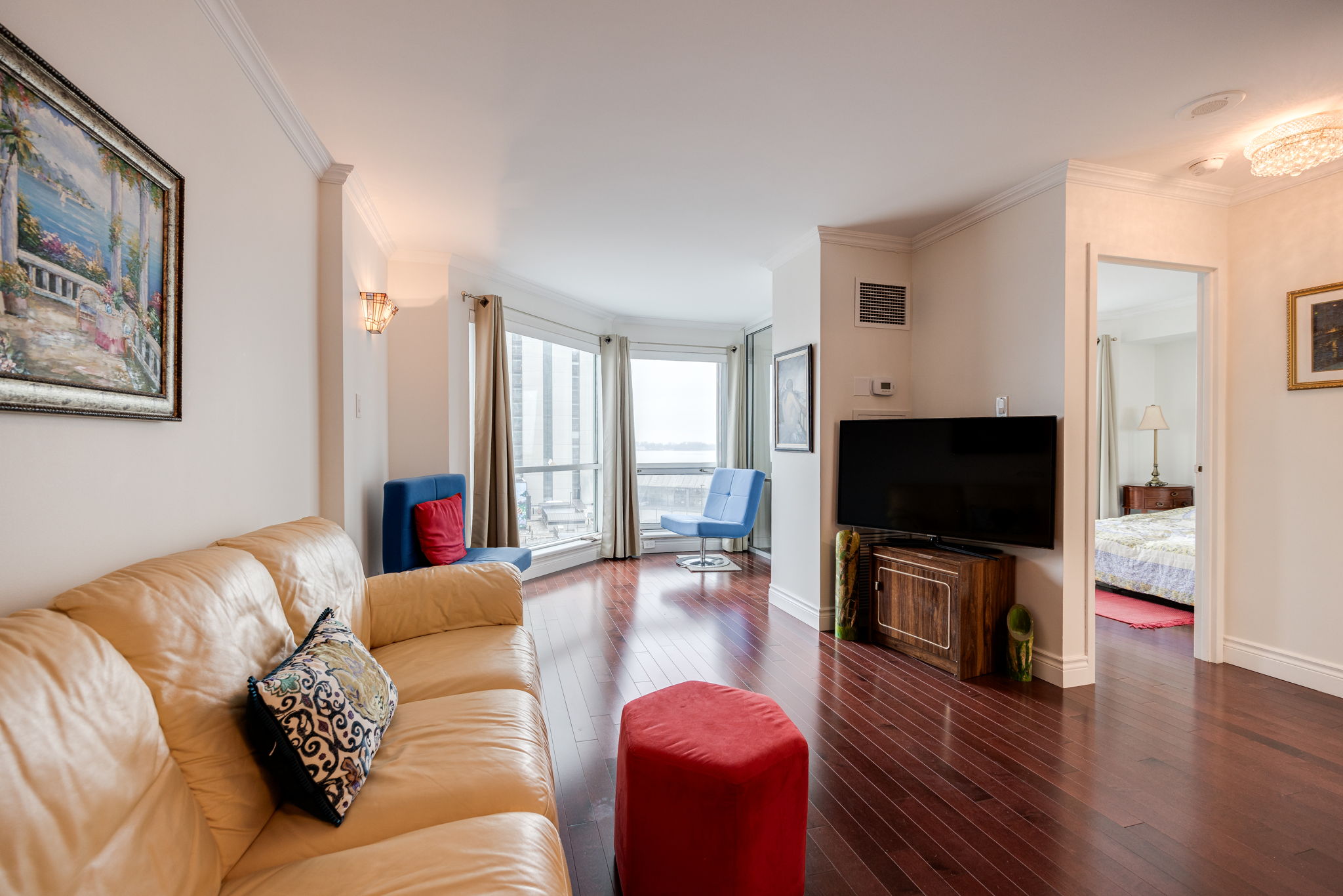 Toronto property showcase — delivered property photograph 11