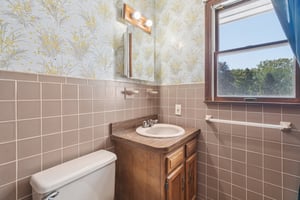Rebecca Ln-S1009-043.jpg