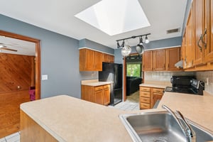 Rebecca Ln-S1009-044.jpg